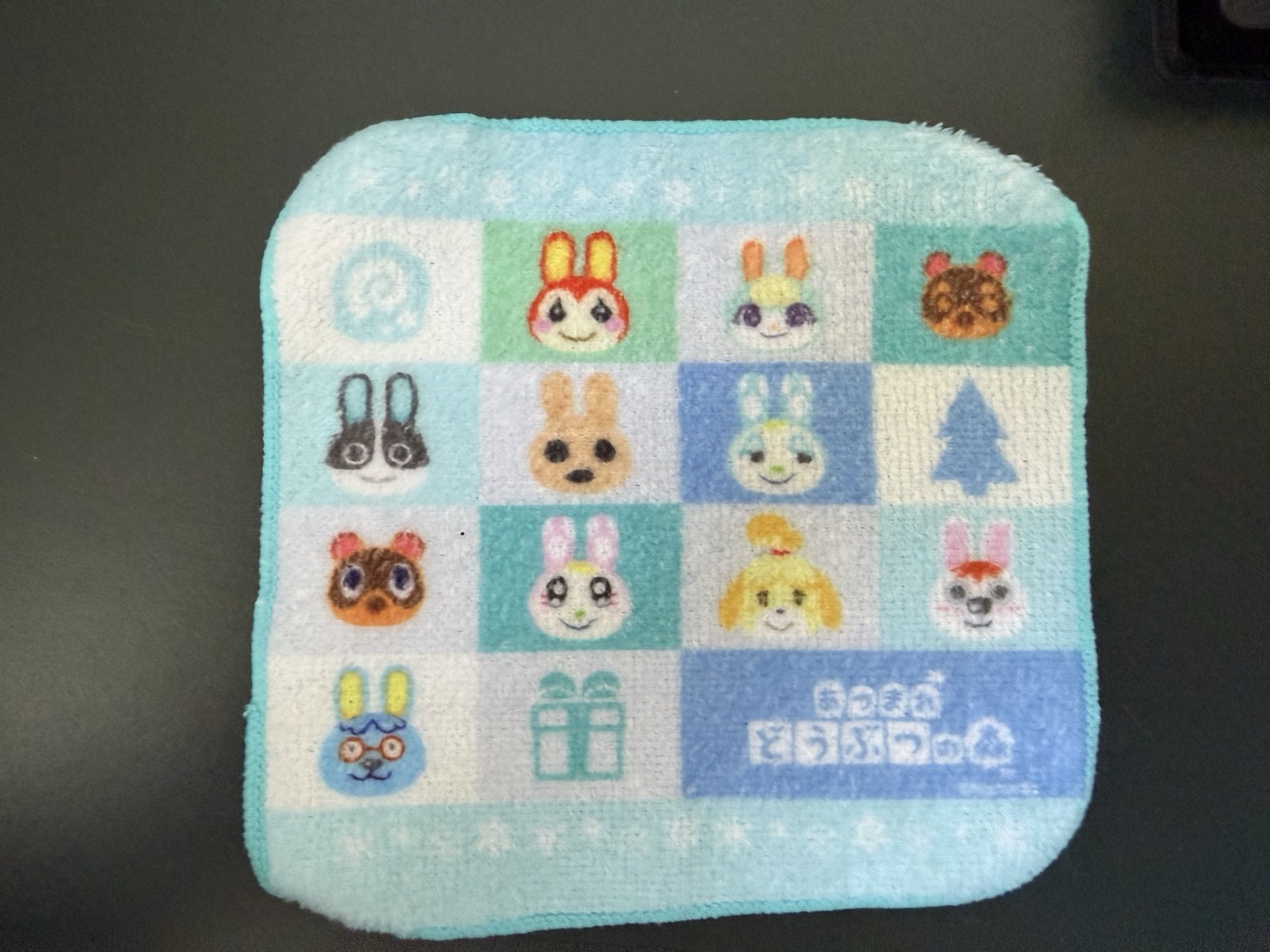 マーサちゃんがいるどうぶつの森コラボのハンカチ